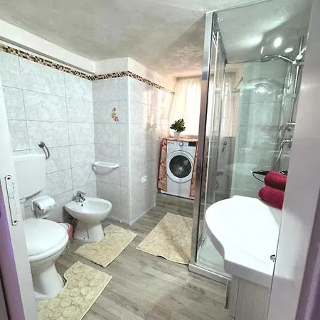 Luxury Jacuzzi 