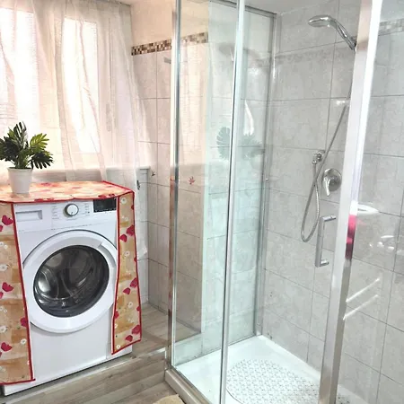 Luxury Jacuzzi 