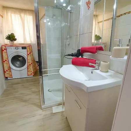 Holiday home Luxury Jacuzzi 